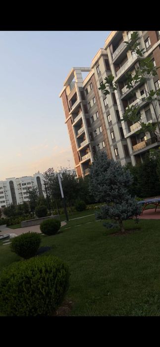Продам 4 комнаты 125 квадратов. Ташкент Сити-жк Гарденс