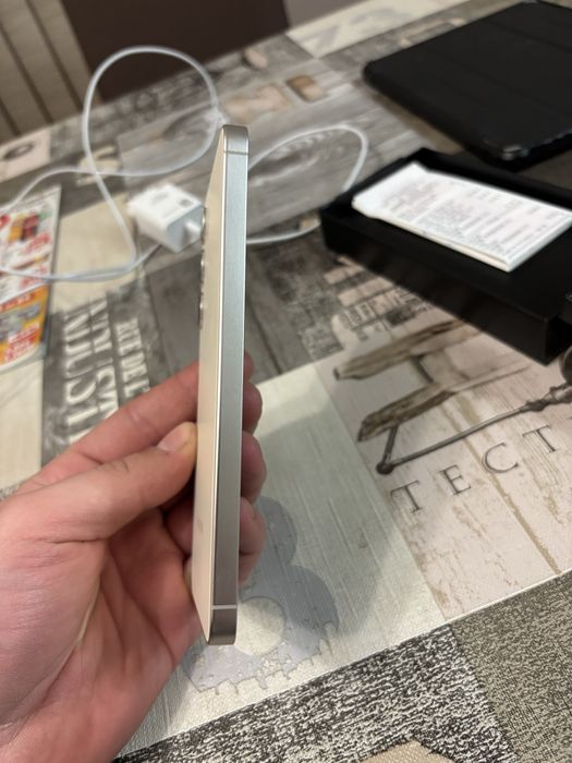 Samsung Galaxy S24 plus