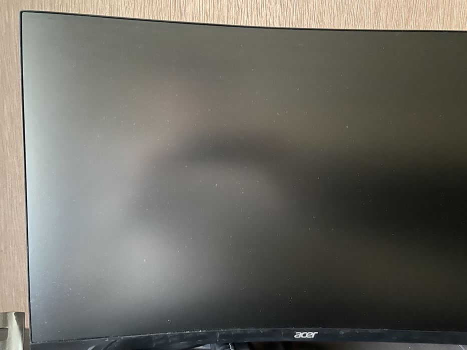 Продавам компютър