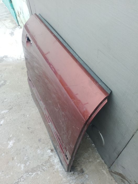 Дверь Ауди С4 зад правая