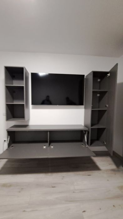 Montaj mobilă de serie