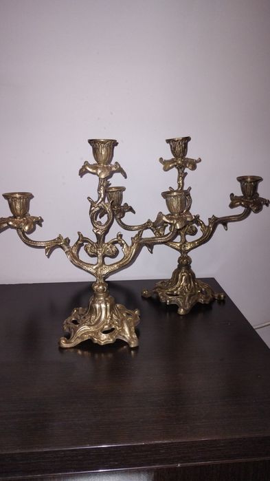 Прекрасни винтидж свещници с красиви орнаменти. Месинг.