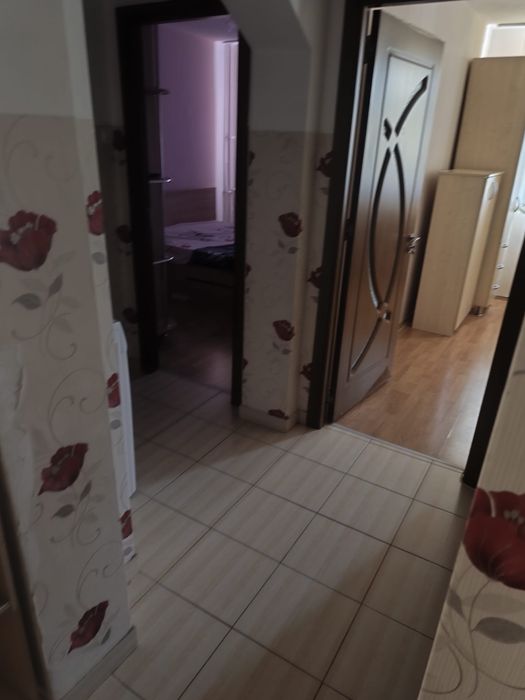 Inchiriez apartament cu doua camere