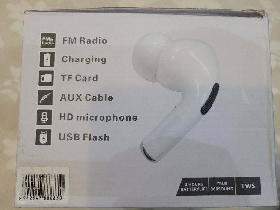 Продается блютуз колонка новая