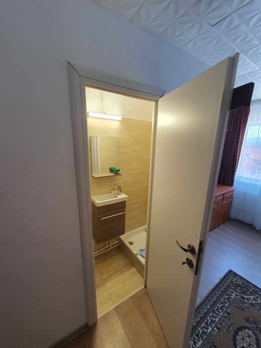 Garsonieră mobilată, renovată, 10 mp Târgu Jiu, Al Nicolae Titulescu