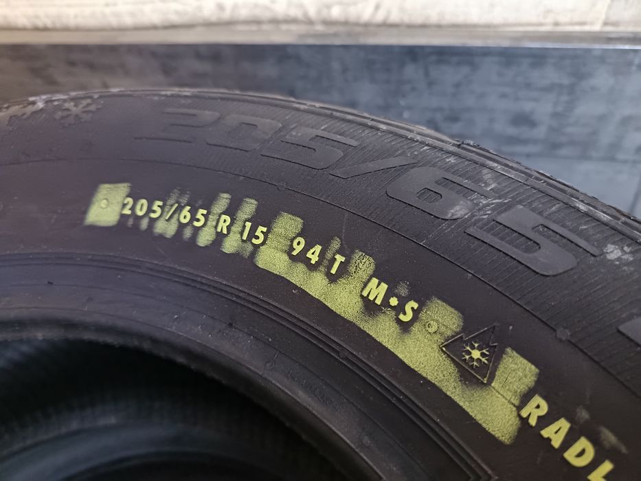 Anvelope MS iarna 205 65 15 general 2014 9mm nefolosite