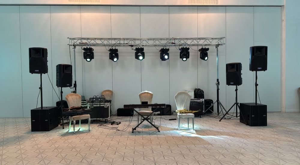 8 Moving head beam 7R 230