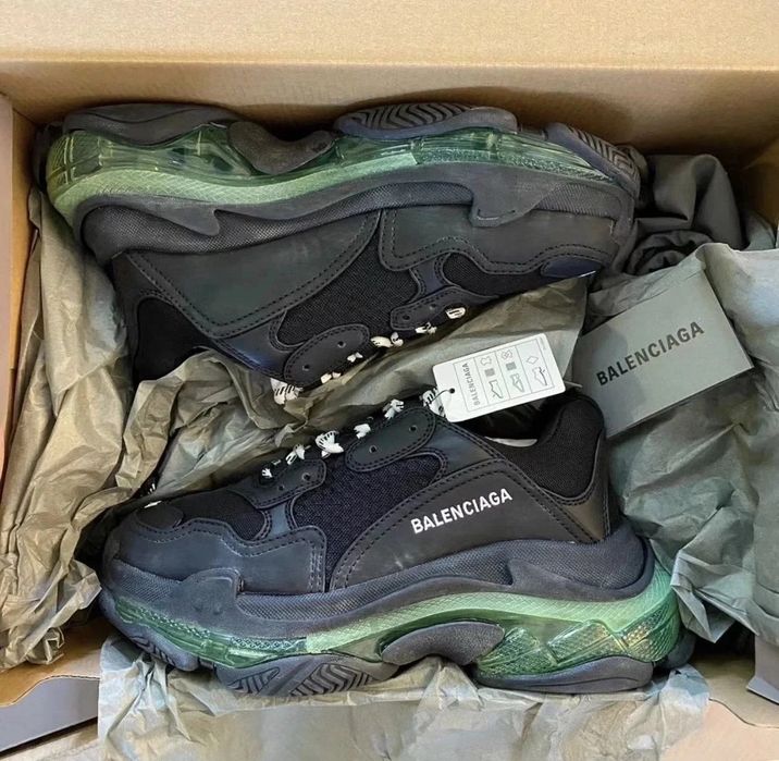 Balenciaga triple s