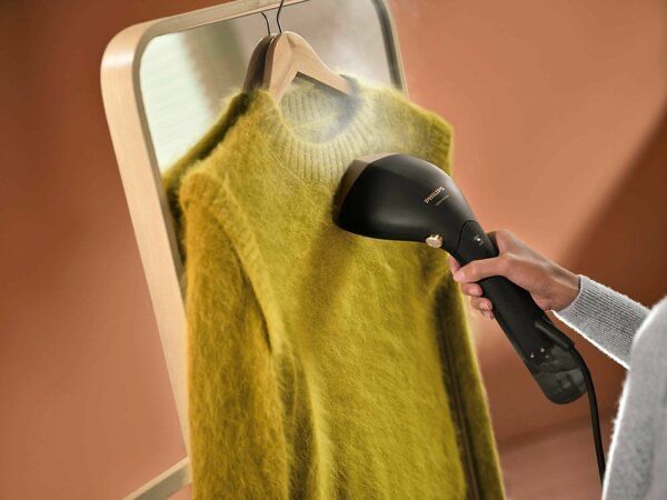 Ручной отпариватель Philips STH7060/80 7000 Series, черный