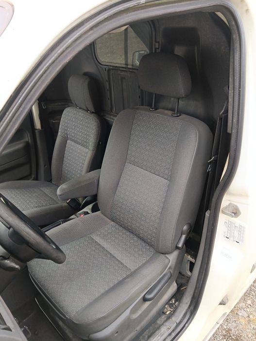 Седалки Ford Transit Connect / товарен