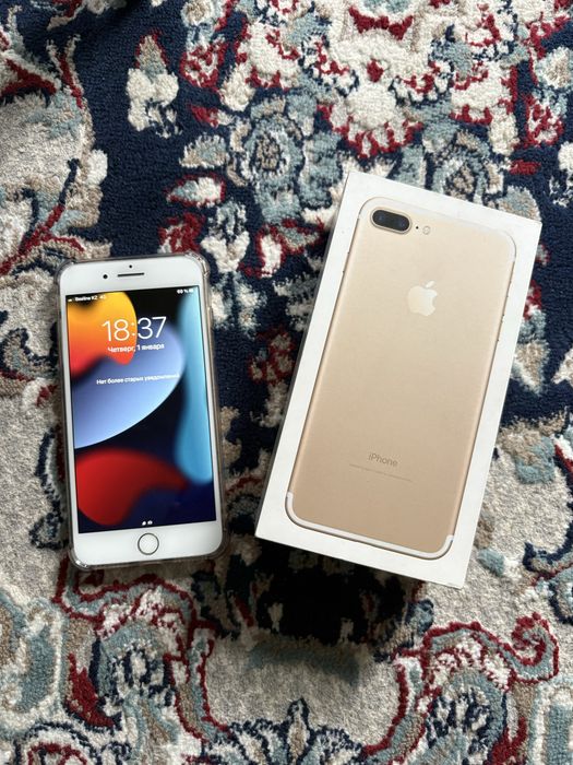 Продам Айфон 7+