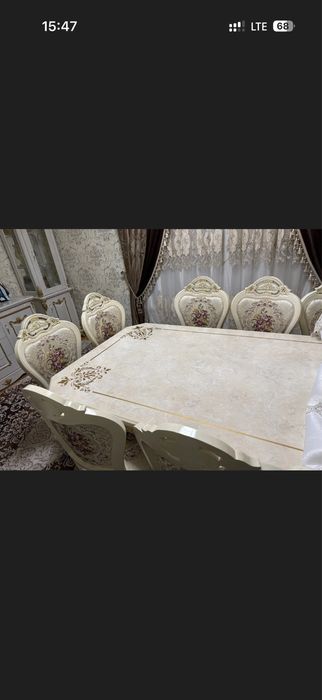Стол, стул, пинал, комод