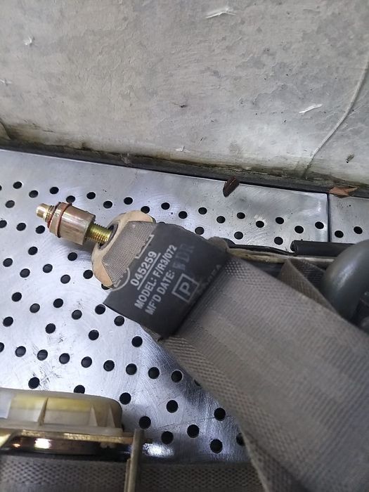 Centura siguranta stanga fata hyundai santa fe 1 sm 2002