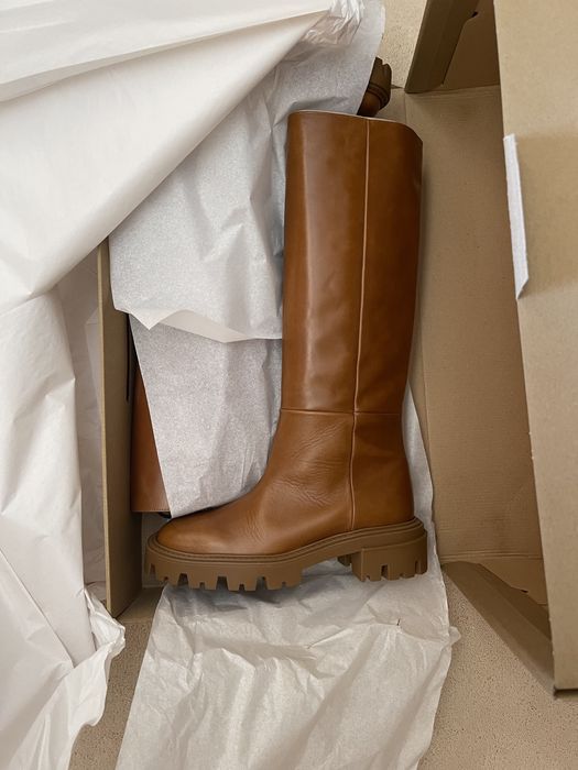 Новые сапоги Zara