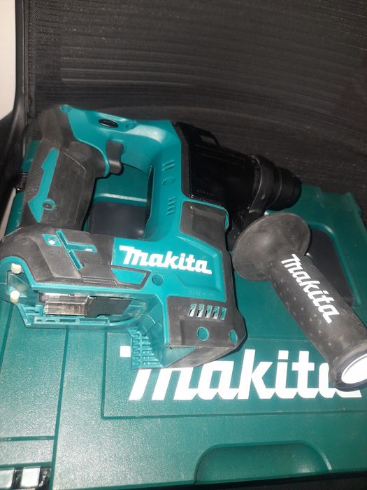 Corp Makita DMR171RAJ