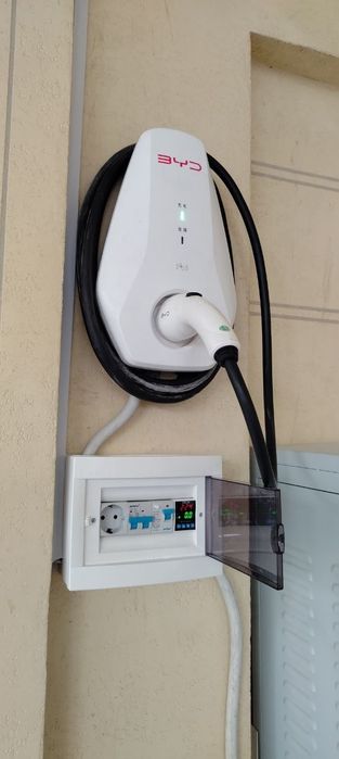 Установка зарядное устройство для Электромобилей.
7квт зарядка установ