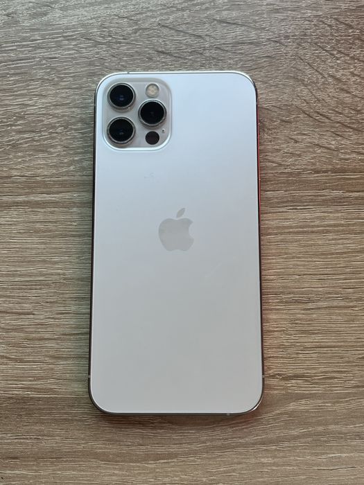 Iphone 12 pro - без забележки