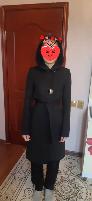 Женское пальто димнесезонное