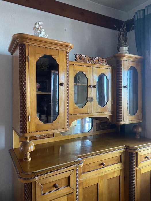 Буфет дерево , антикварный