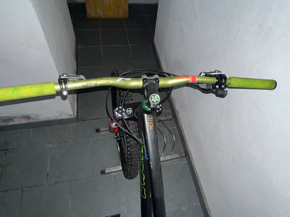 Kona Stinky bicicleta full suspension mountain bike