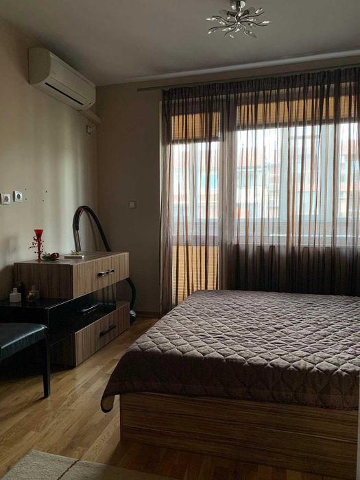 Дава се под наем Двустаен апартамент в Бургас, Възраждане - 56 кв.м за 178.5 € - Снимка #2