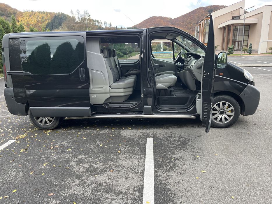 Opel vivaro / renault trafic