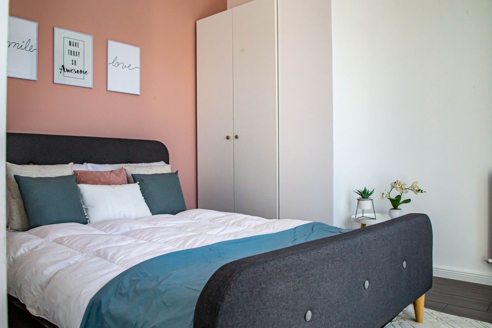 PF Închiriez apartament 3 camere Marasti