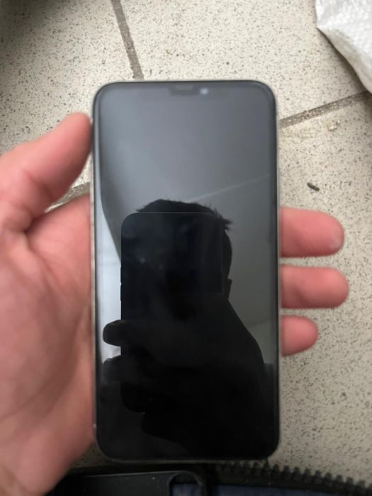 Продам айфон 10 Х