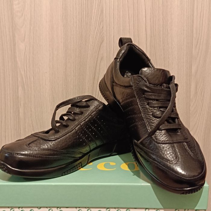 Экко кросовки мужские