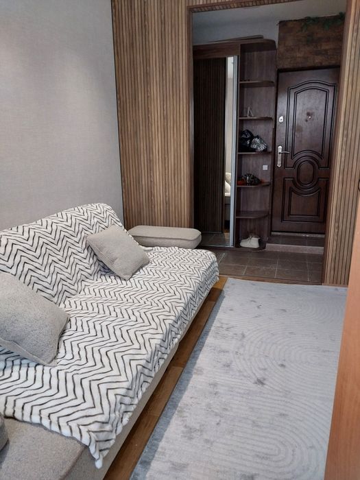 Сдаю квартиру на м.Новза