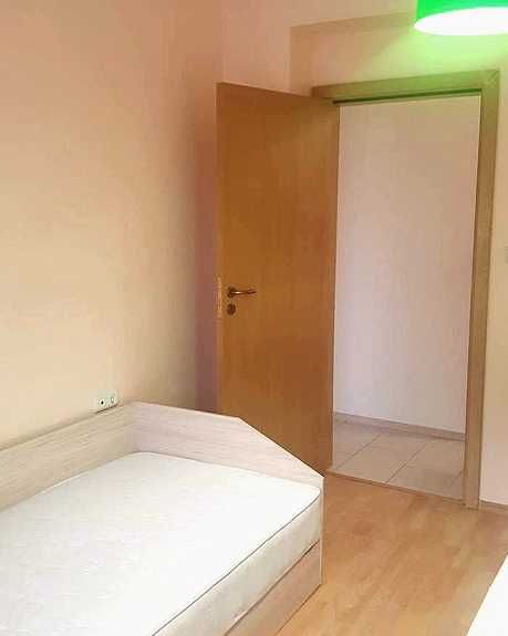 Дава се под наем Тристаен апартамент в Бургас, Изгрев - 80 кв.м за 165.75 € - Снимка #7