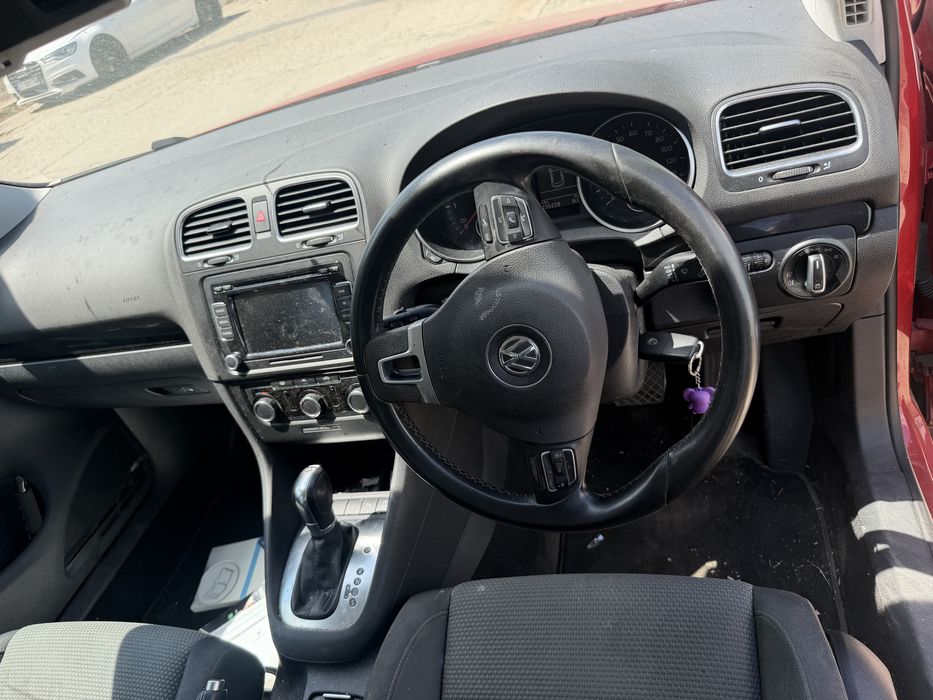 Фв голф 6 1.6тди дсг на части / vw golf 1.6tdi dsg