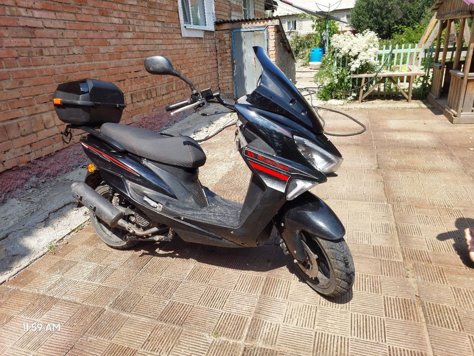Обмен, продажа скутера 180 кубов