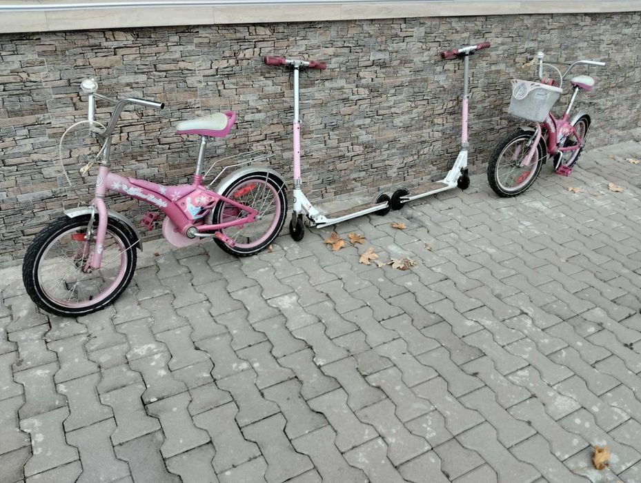 Детски розови колела и тротинетки за момичета