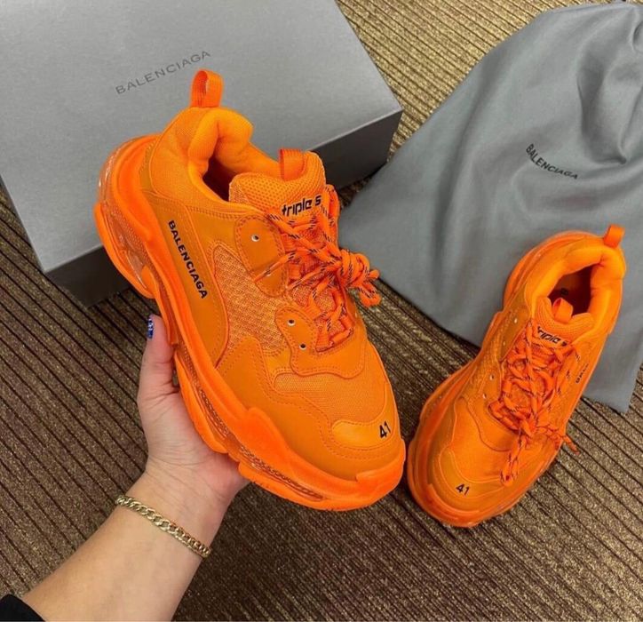 Balenciaga triple s