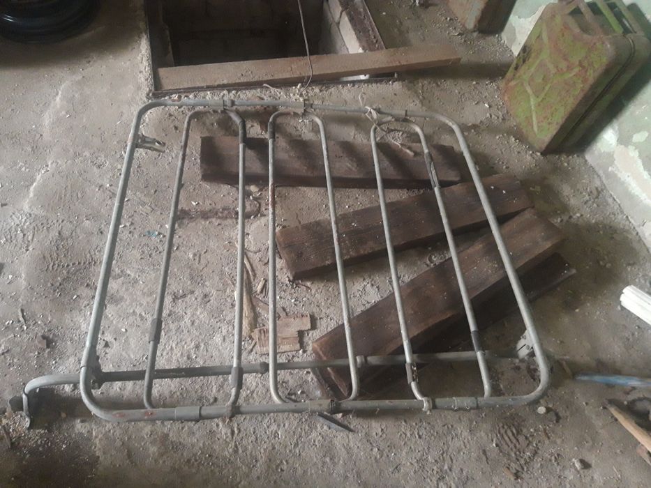 Продам багажник на авто