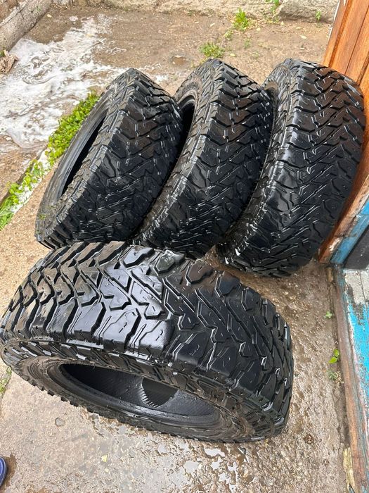 Продам автошины в отличном сост