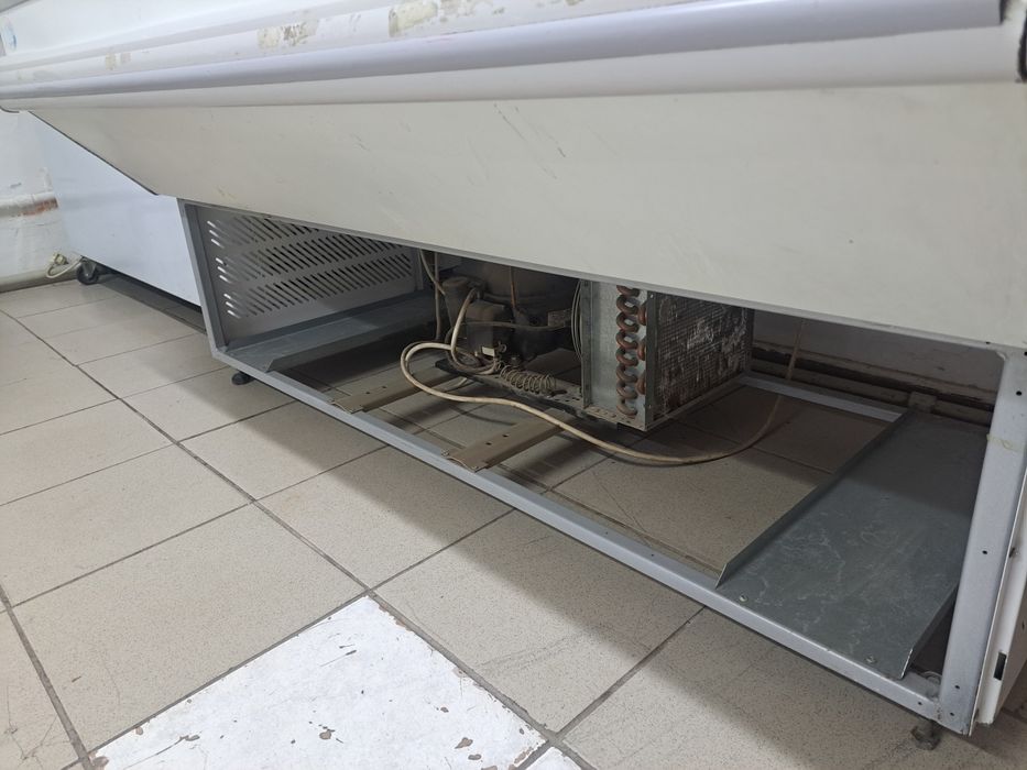 Морозильник витринный