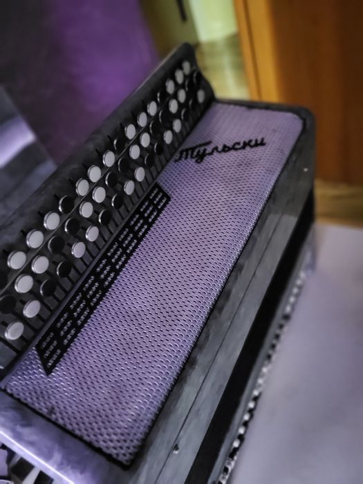 Продам баян Тульский