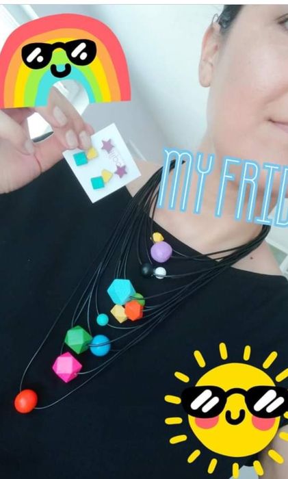 Ефектно цветно колие с подарък обеци