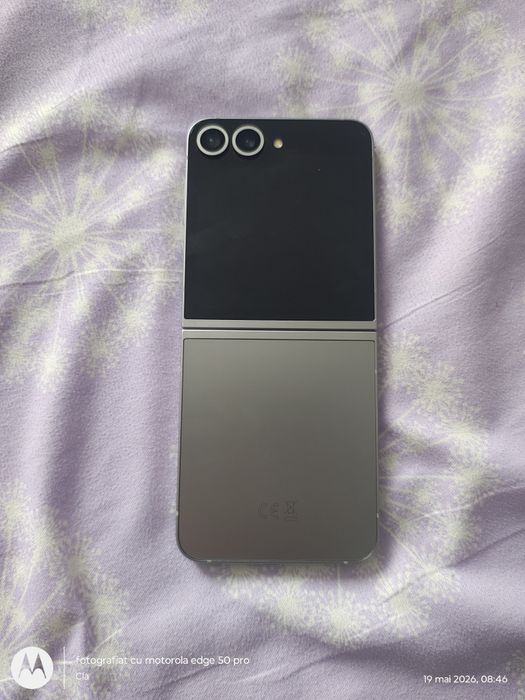 Samsung Galaxy flip 6