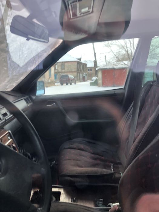 Продам мерс 124 обмен бар