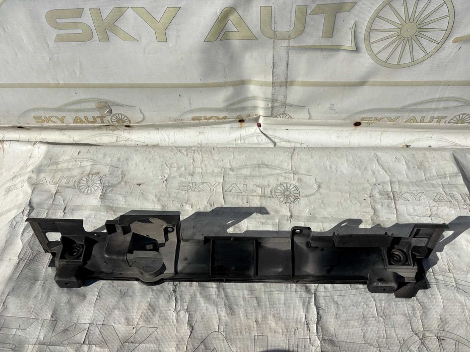 Deflector superior radiatoare Nissan Rogue dupa 2014 cod 215425HA0A