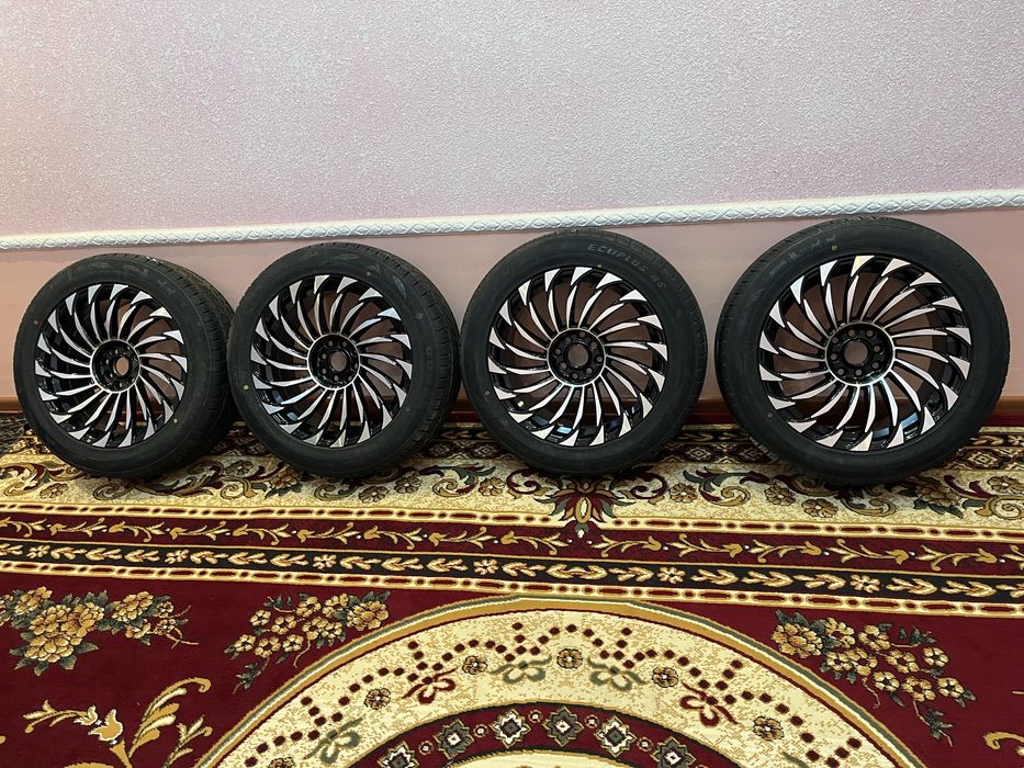 Диска Maybach R17 Cobalt шина Go Pro как новый