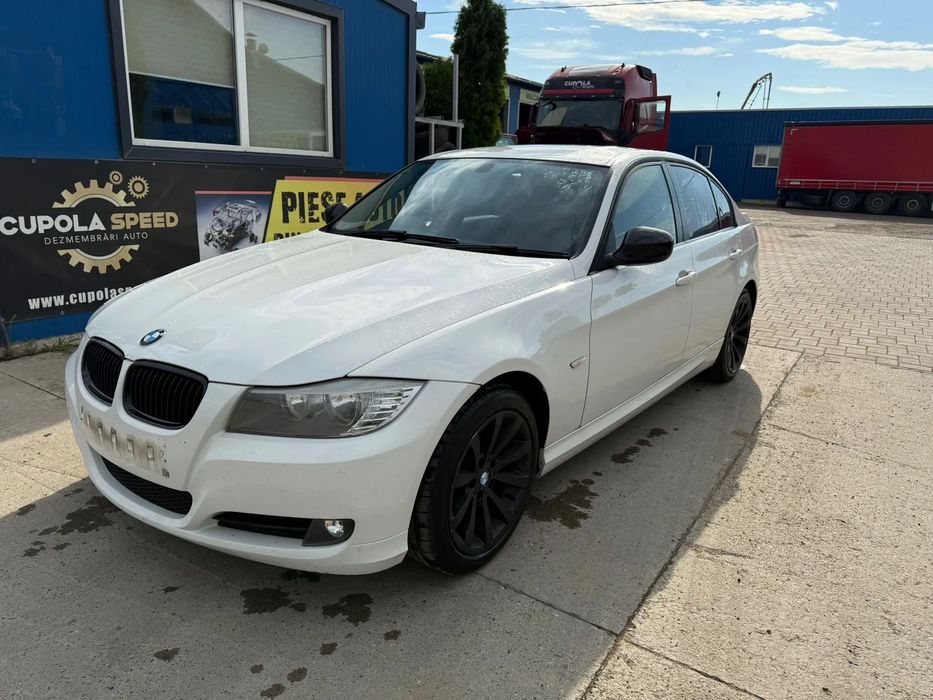Bara / Capota / Faruri / Aripi / Usi / Portbagaj / Stopuri Bmw E90 Facelift 2.0D Cod Culoare : ALPINWEISS (300)