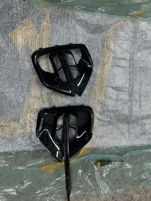 Передний бампер