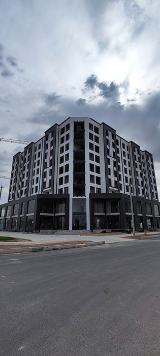 Нежилое помещение под офис или салон красоты с панорамными окнами