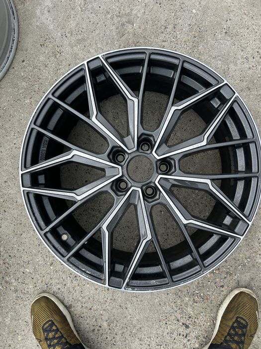 Джанта 5x112 19 AEZ Porto dark