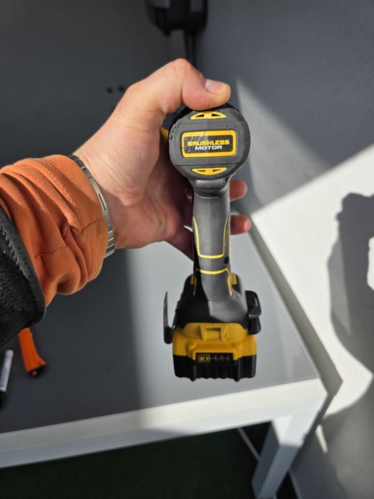 Autofiletanta Impact Dewalt DCF 887