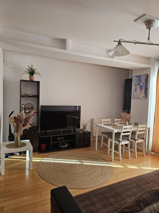 Apartament 2 camere de inchiriat